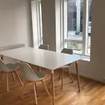 Single Room In Shared Apartment With Single Bed