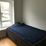 Single Room In Shared Apartment With Single Bed